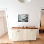 Majestic Seaview - Centro Bari