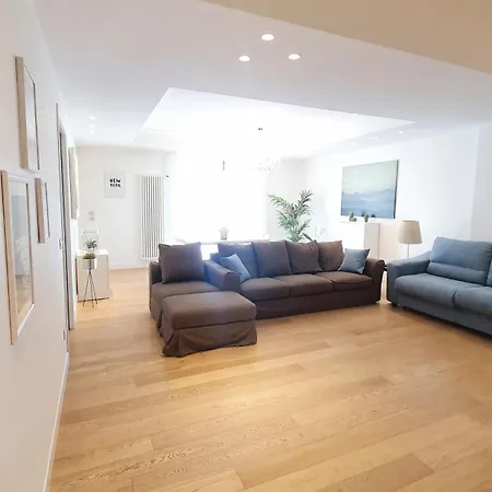 Majestic Seaview - Centro Апартаменти Барі