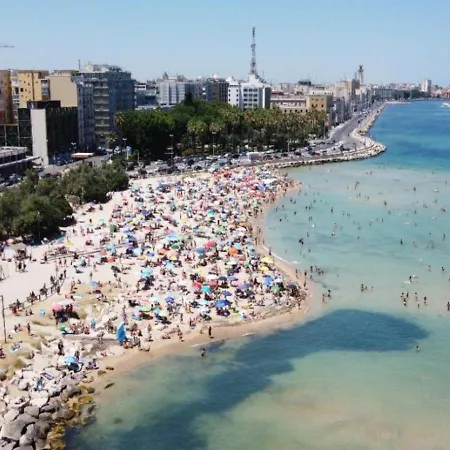Majestic Seaview - Centro Apartmán Bari