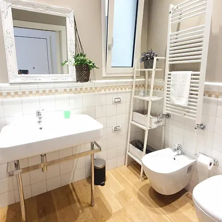 Majestic Seaview Apartment - Bari Centro * Bari