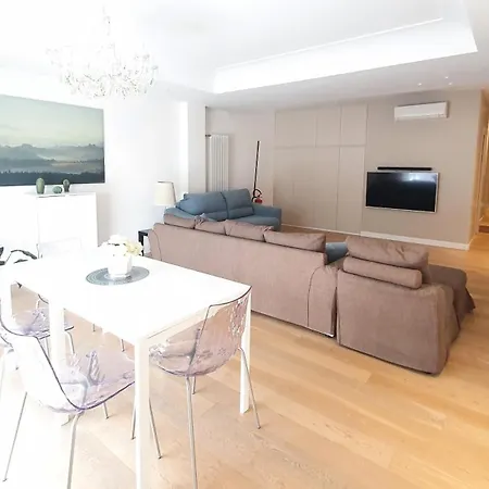 Apartment Majestic Seaview Apartment - Bari Centro *