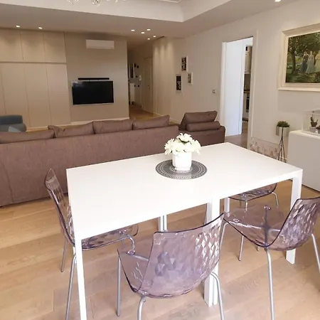 Majestic Seaview Apartment - Bari Centro Apartment Bari