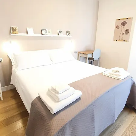 Majestic Seaview - Centro Apartment