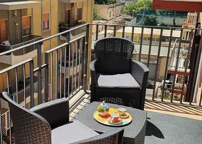 Majestic Seaview - Centro Apartament Bari