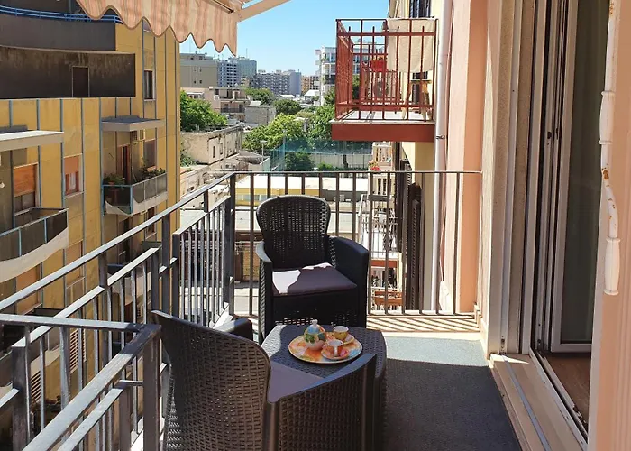 Majestic Seaview - Centro * Bari