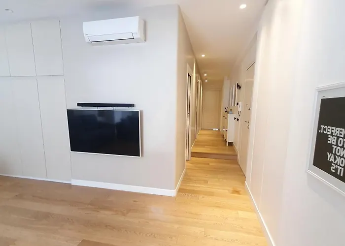 Majestic Seaview - Centro Apartament *