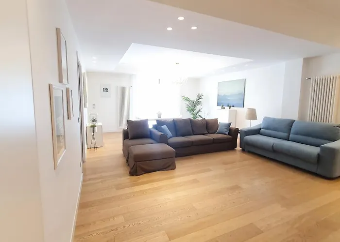 Majestic Seaview - Centro Apartament Bari